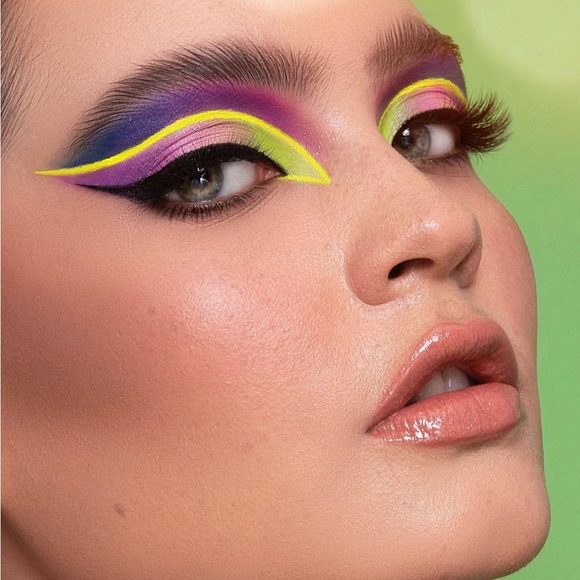 🧞‍♂️LE🧞‍♂️MAC Aladdin Collection Lip Glass- Diamond In The Rough - Picture 11 of 16